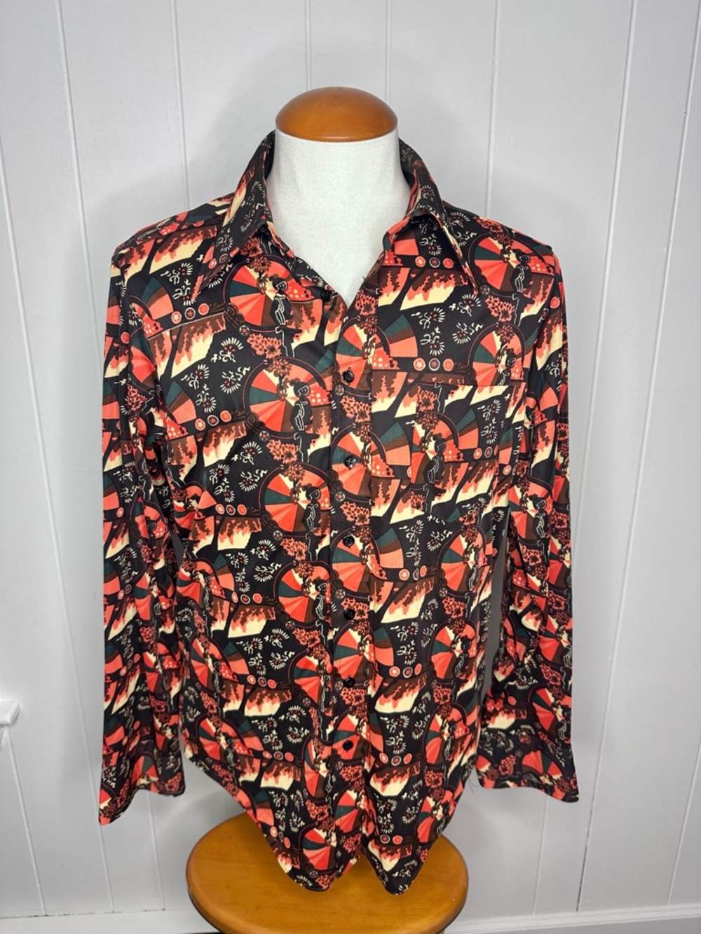 Retro 1970s ZAYRE Matt Andrews Hippie Disco Shirt